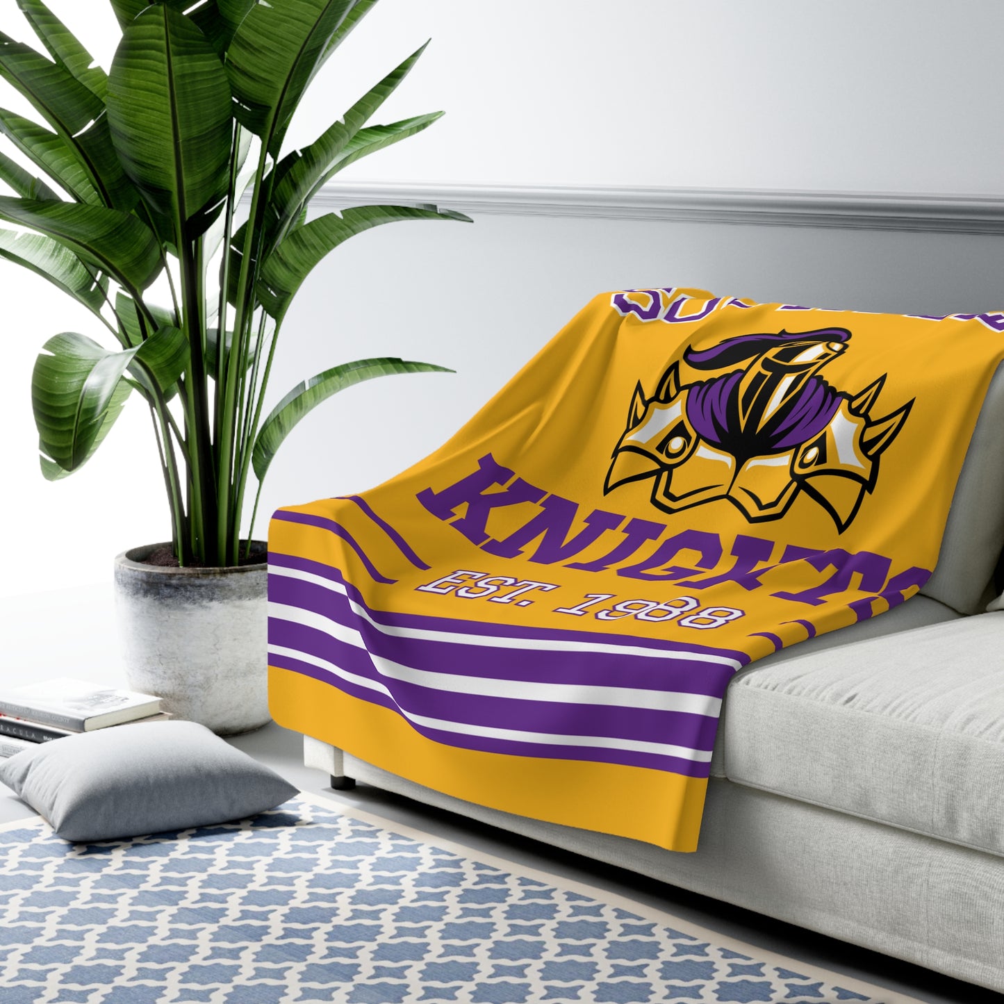 Throwback Team Spirit Sherpa Fleece Throw - South Beau Knights Edition